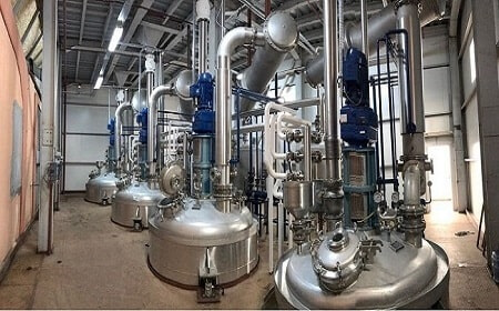 مصانع راتنج الاكيد